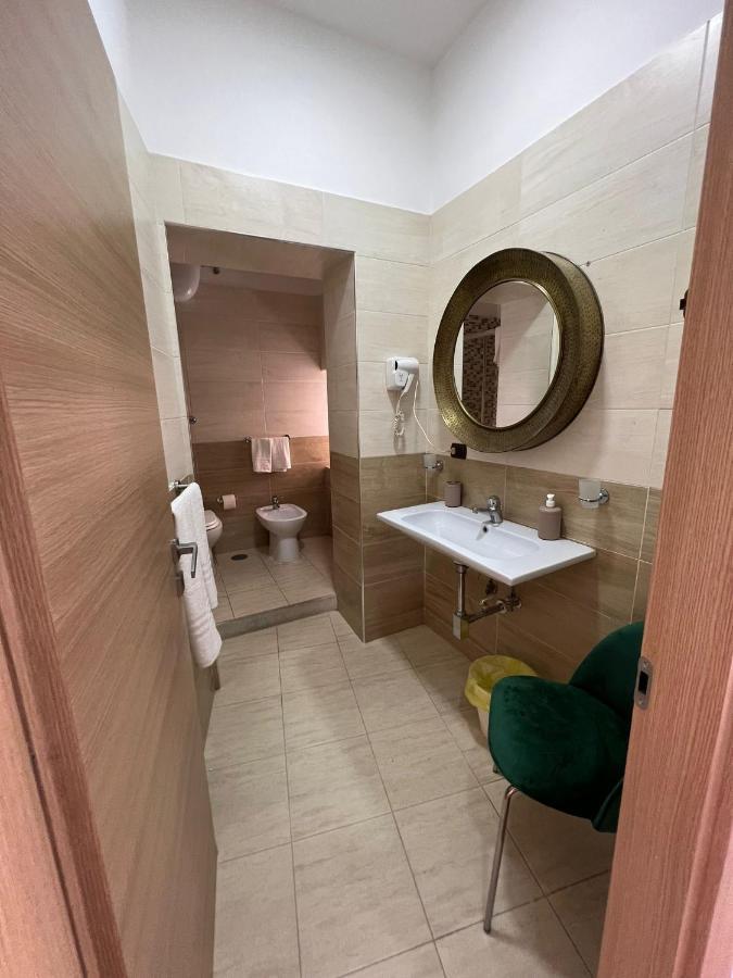 In Piazzetta Bed & Breakfast Naples Luaran gambar