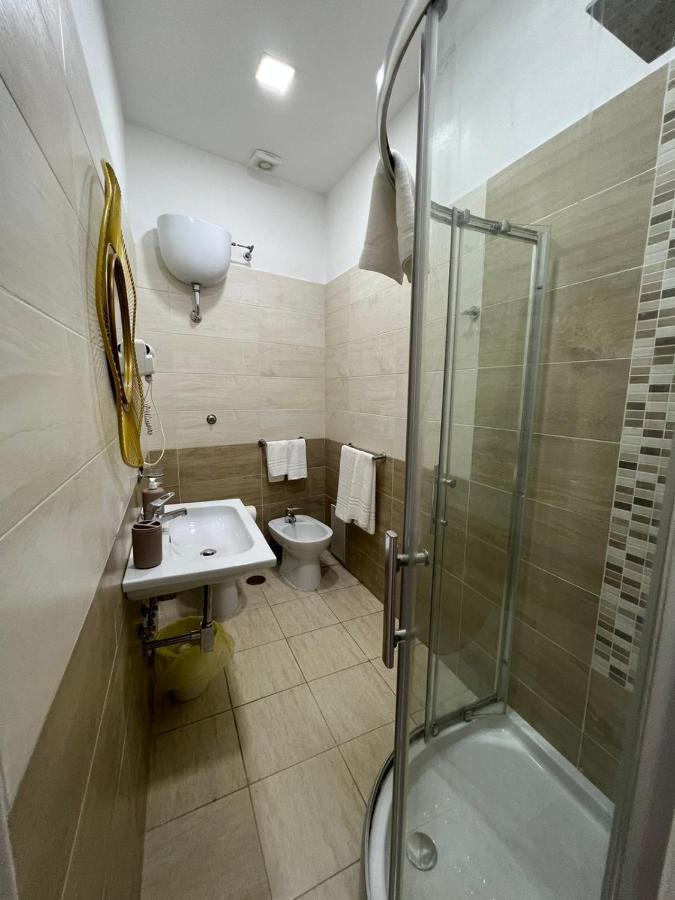 In Piazzetta Bed & Breakfast Naples Luaran gambar