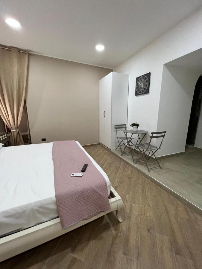 In Piazzetta Bed & Breakfast Naples Luaran gambar