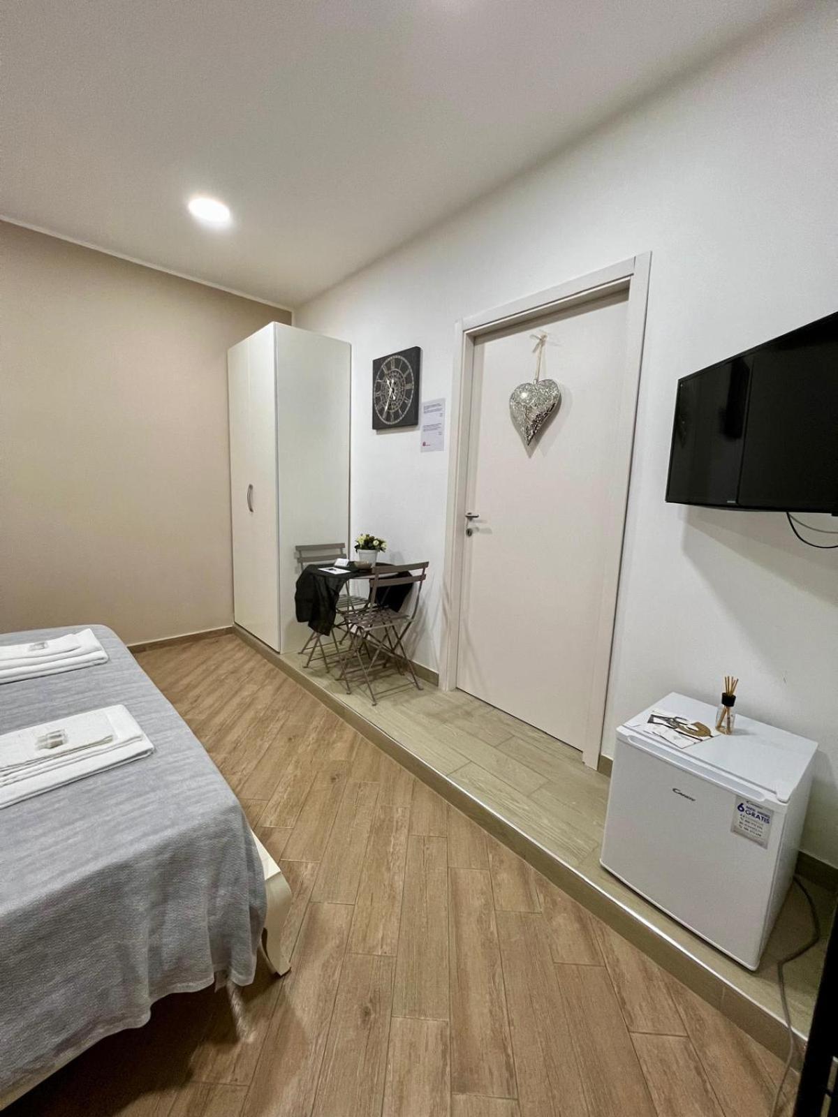 In Piazzetta Bed & Breakfast Naples Luaran gambar